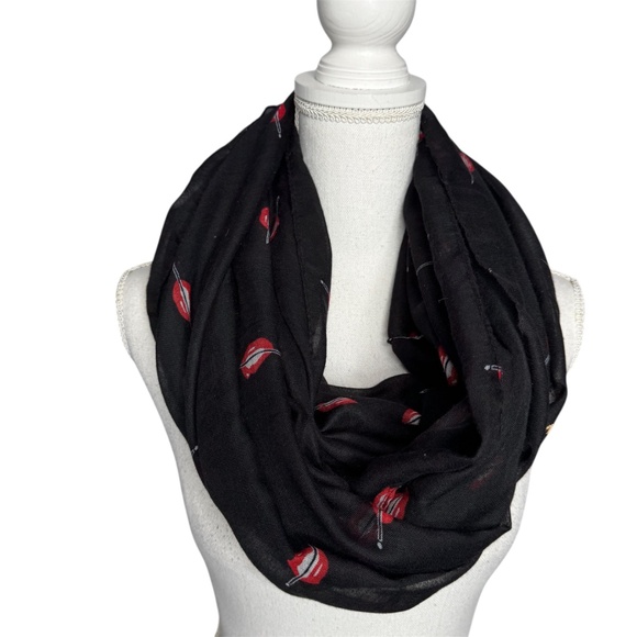 MAKE UP FOR EVER Professional Paris black snood w/ red lips  & brush lightweight - Picture 1 of 10